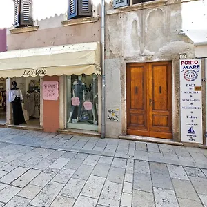 https://apartment-garfield.in-istria.net